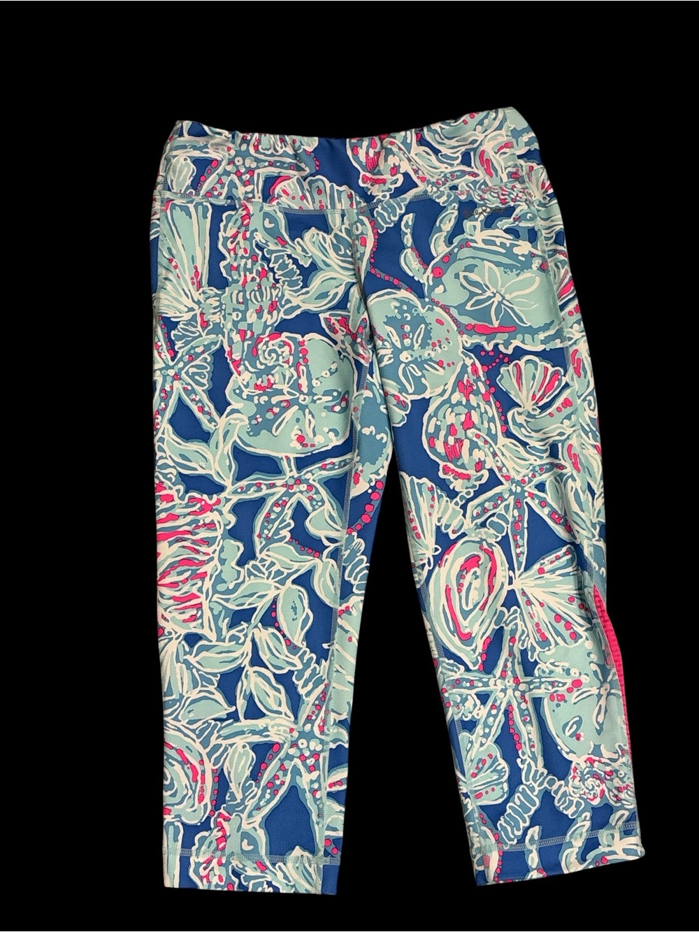 Lilly Pulitzer Luxletic Weekender Crop 21” leggings in Bay Blue into The Deep